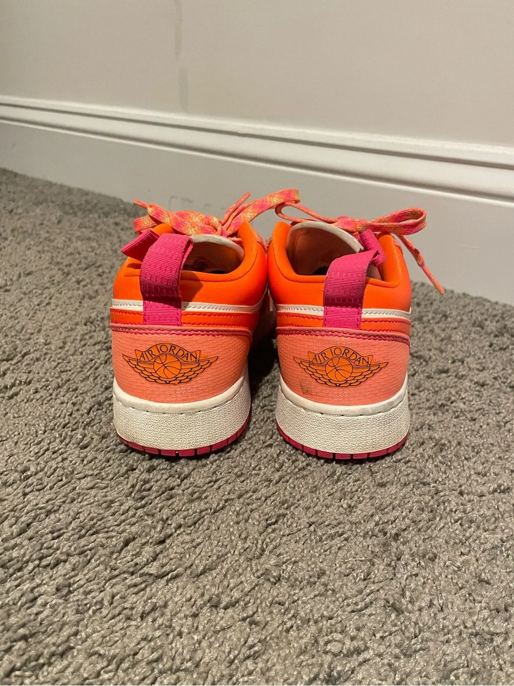 Nike Air Jordan 1 Low Utility GS “Crimson Pulse”